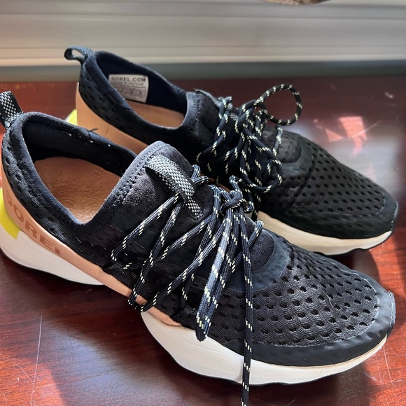 Sorel Sneakers - Picture 4 of 13